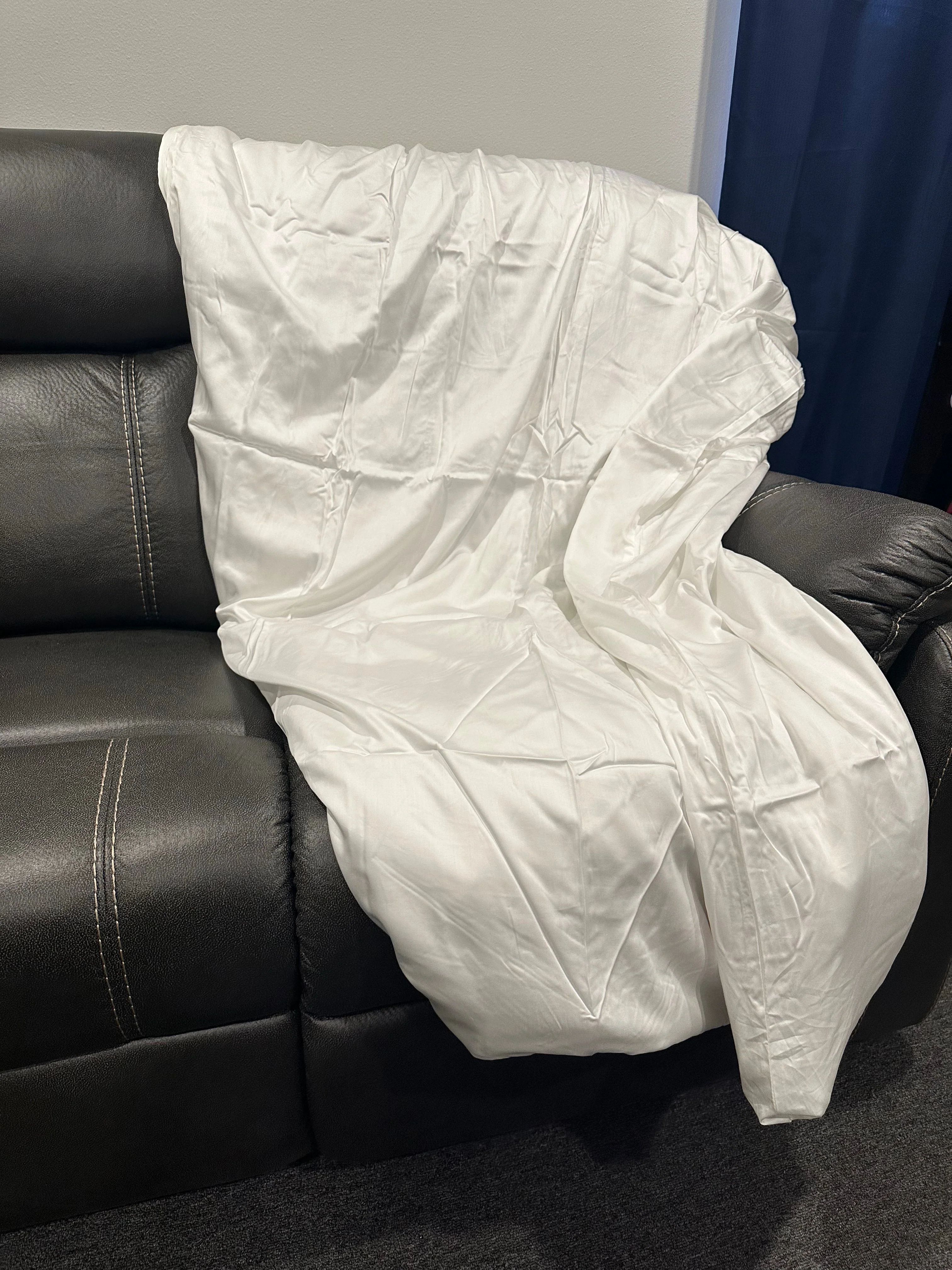TheraComfort Weighted Blanket - Small - Image 4
